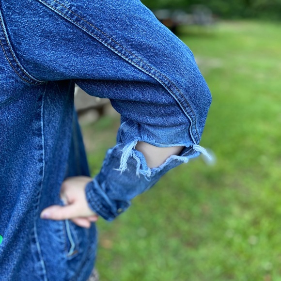 Hand painted Casper inspired Denim Jacket - Picture 3 of 3